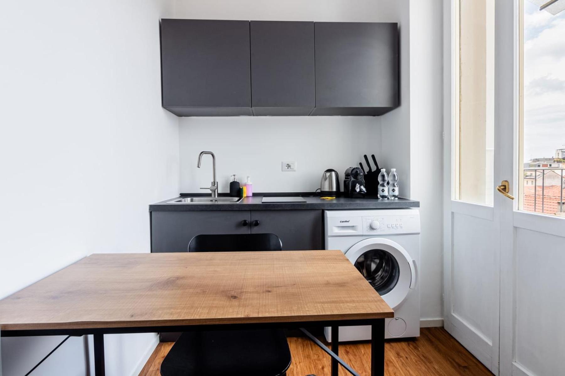 מילאנו Homeby, Cozy Penthouse Apartment מראה חיצוני תמונה